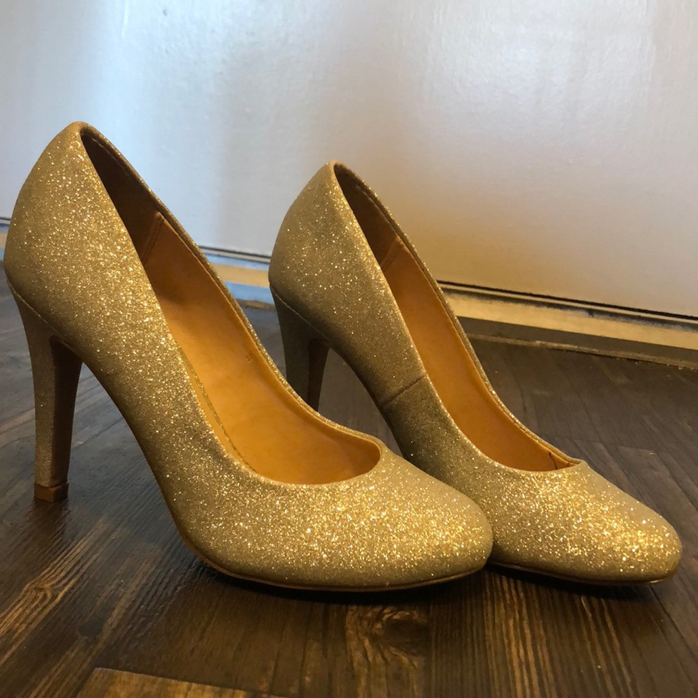 Silver Kelly and Katie Heels